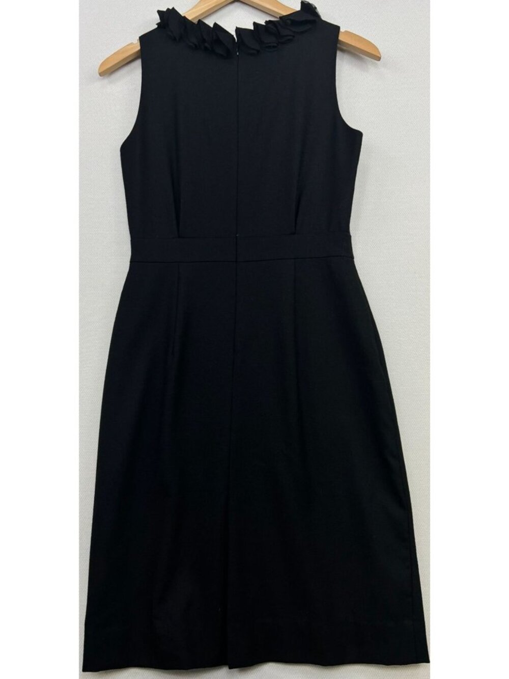J.Crew Women's Suiting Sheath Dress Sleeveless Ruffle Neck Size 2 Black - Picture 2 of 10